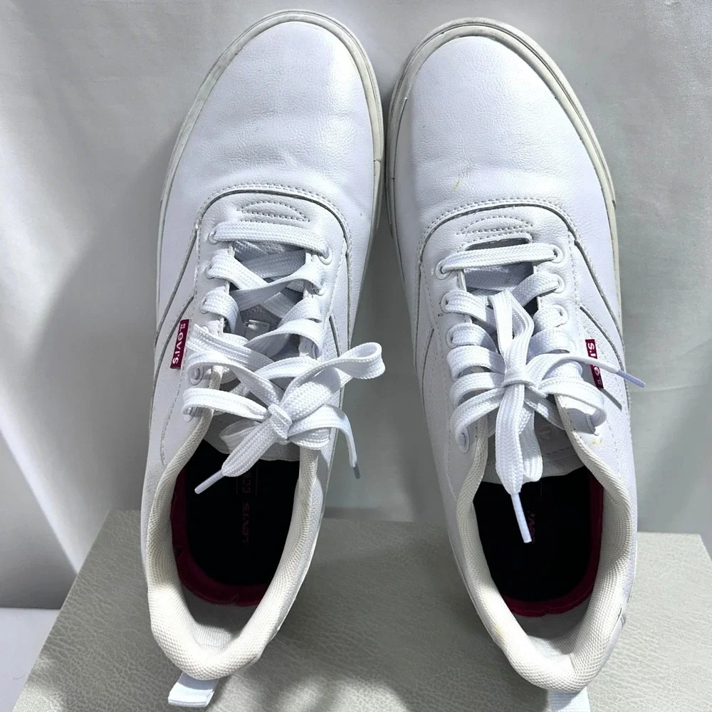 Levi's Mens Sneakers Size 10.5 White Lance Perforated Faux-Leather Low Top Skate